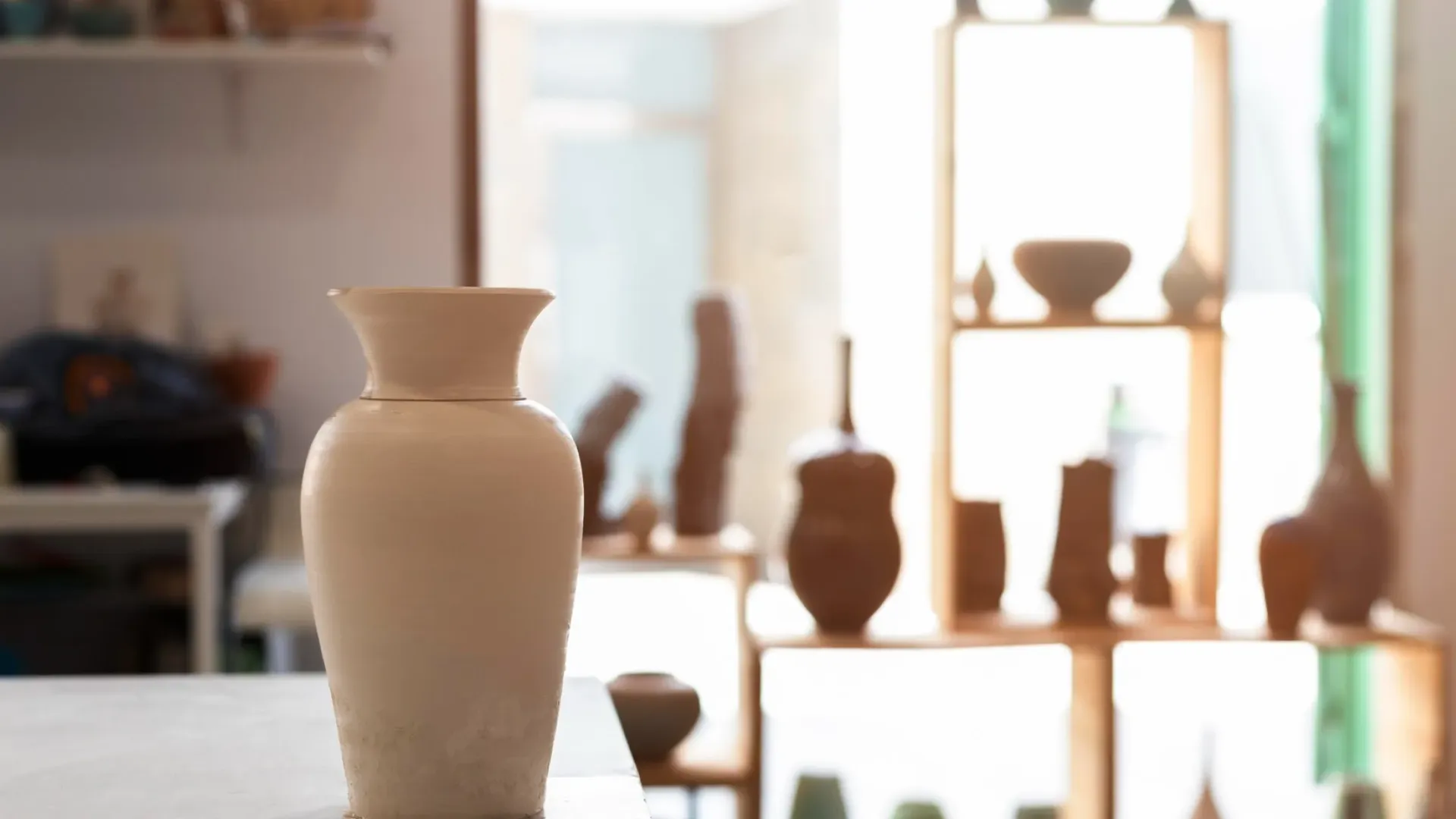 Natural clay decor with elegant lighting